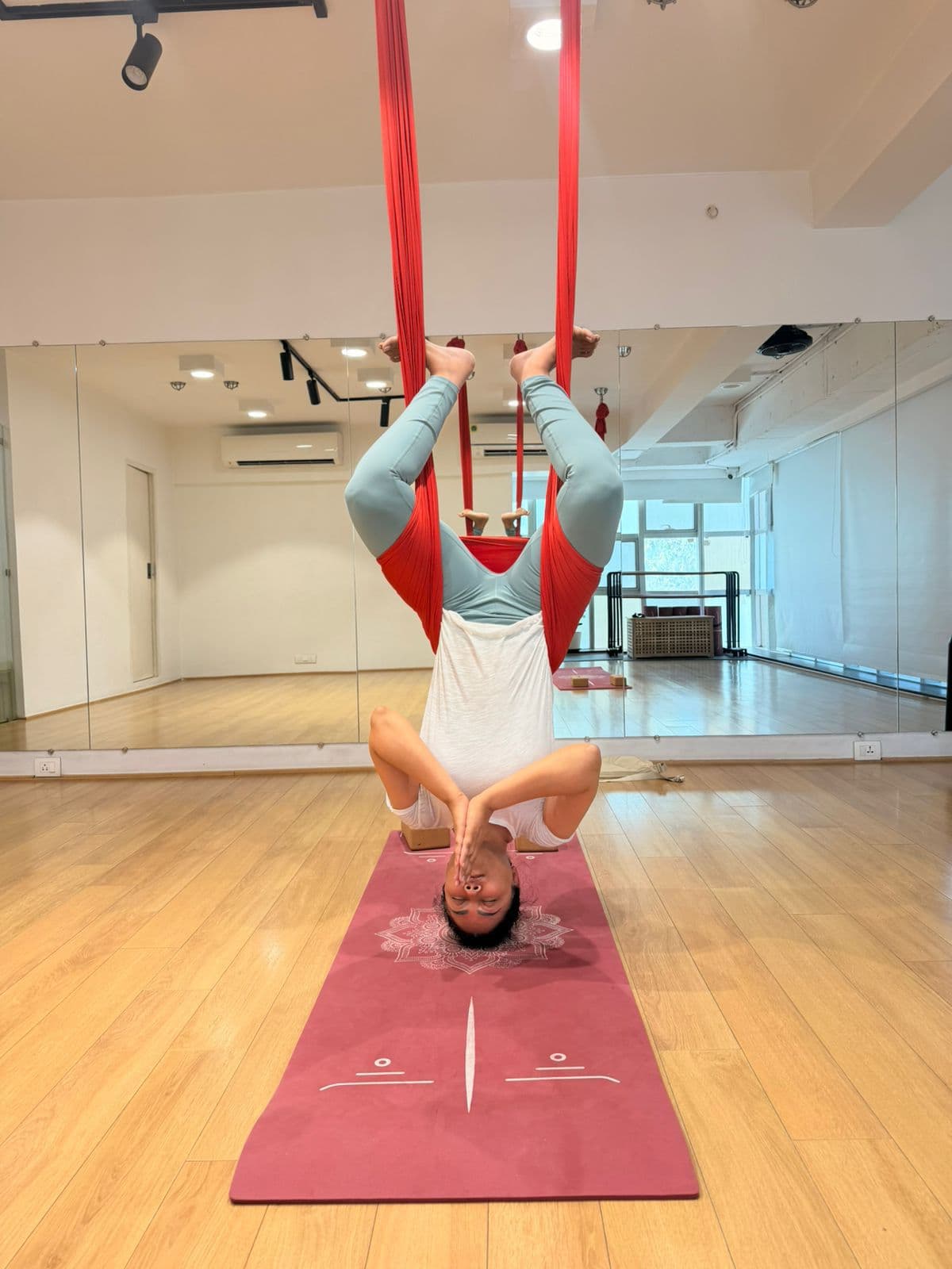 Aerial Yoga 8